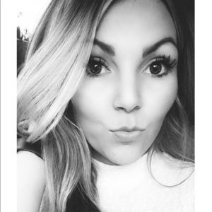 Meet your Posher, Brandy